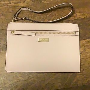 Kate Spade wristlet (light pink)